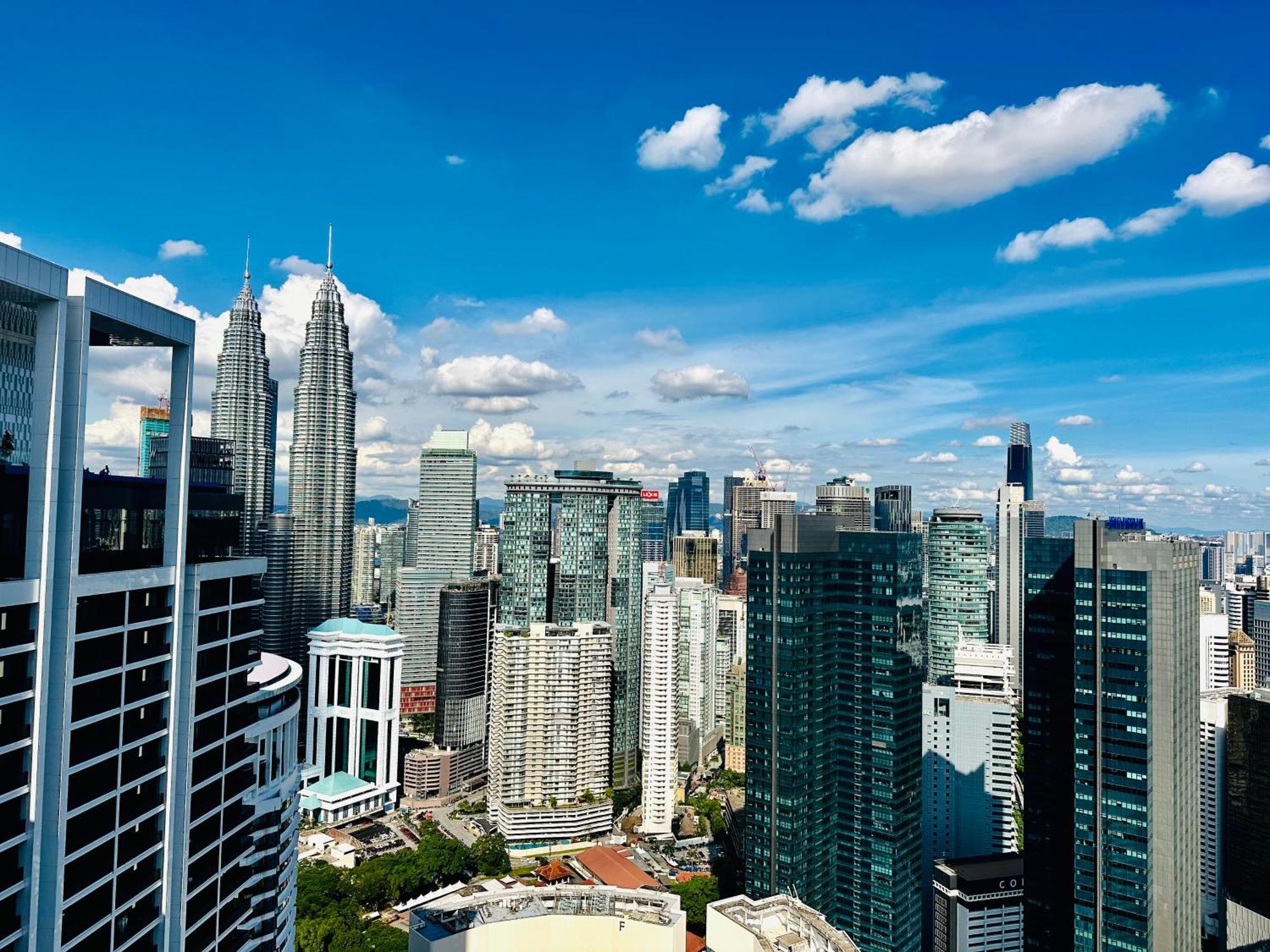 Апартаменты The Platinum Kuala Lumpur By Cozy White Экстерьер фото